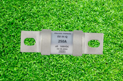 Cầu chì xe điện bằng gốm, Bolt On Fuse Được thiết kế chính cho bộ sạc EV