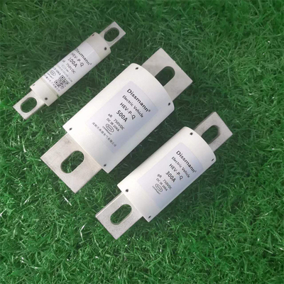 Cầu chì DC750V cho xe điện Cầu chì đứt cao Bảo vệ hệ thống điều khiển nguồn