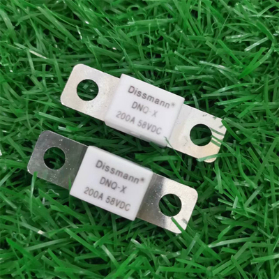 Cầu chì Dissmann 32V DC tương đương với thiết bị bảo vệ mạch tiêu chuẩn cầu chì MIDI của Littlefuse