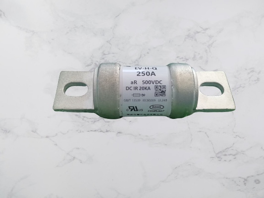 Nhà cung cấp cầu chì pin điện Cung cấp cầu chì ô tô cho Ấn Độ Nhà sản xuất cầu chì ESS nổi tiếng