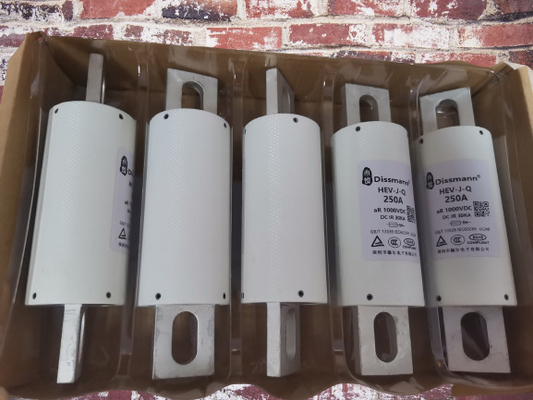 Cầu chì ô tô gốm 250A Cầu chì DC1000V HEV Cầu chì pin năng lượng