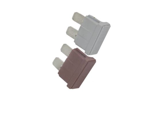 Ô tô thắp sáng 1 Amp Cầu chì hoạt động nhanh Vật liệu PBT Hình dạng phẳng
