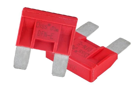 Cầu chì ô tô đèn LED Chất liệu PBT 80VDC với chân hợp kim kẽm