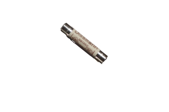 Bảo vệ quá tải 7 Amp Inline Fuse Tiêu chuẩn Anh 240VAC Màu đen