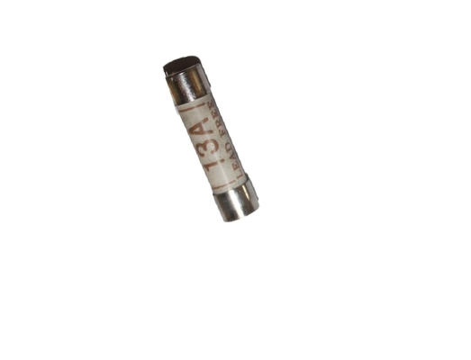 Đầu cắm của Vương quốc Anh Cầu chì tiêu chuẩn của Anh BS1362 13 Amp Dòng điện định mức: